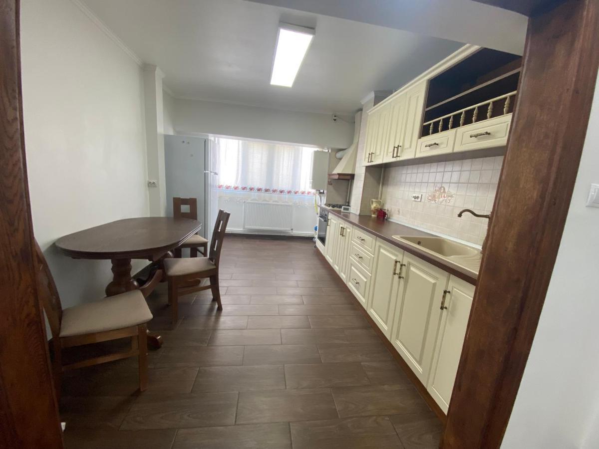 Violetta Apartament 布泽乌 外观 照片